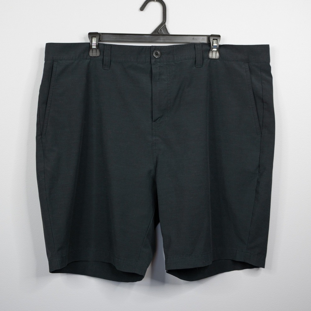 Travis Mathew Shorts Mens 40 Black Excellent Stretch Golf Performance Casual